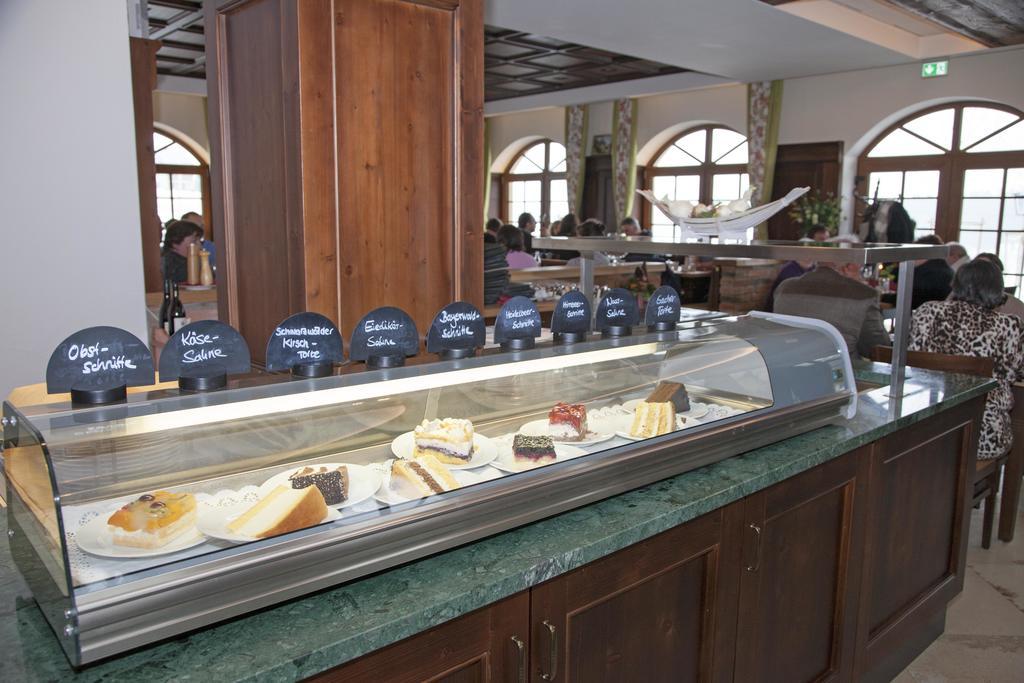 Hotel Strasshof Pfaffenhofen an der Ilm Eksteriør billede