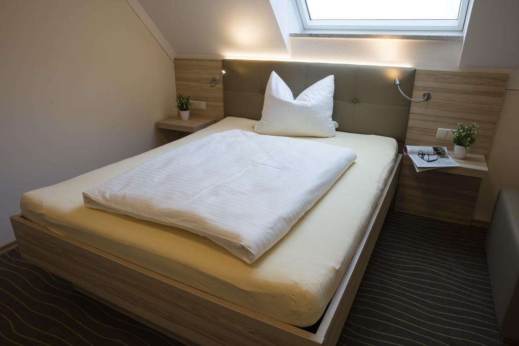 Hotel Strasshof Pfaffenhofen an der Ilm Eksteriør billede